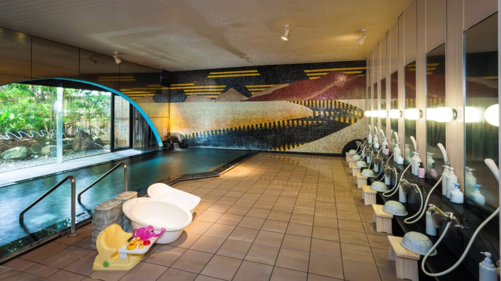 お風呂は露天風呂もサウナもなし！でも一応天然温泉！