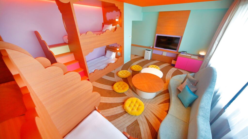 2段ベッドがあるレインボールーム