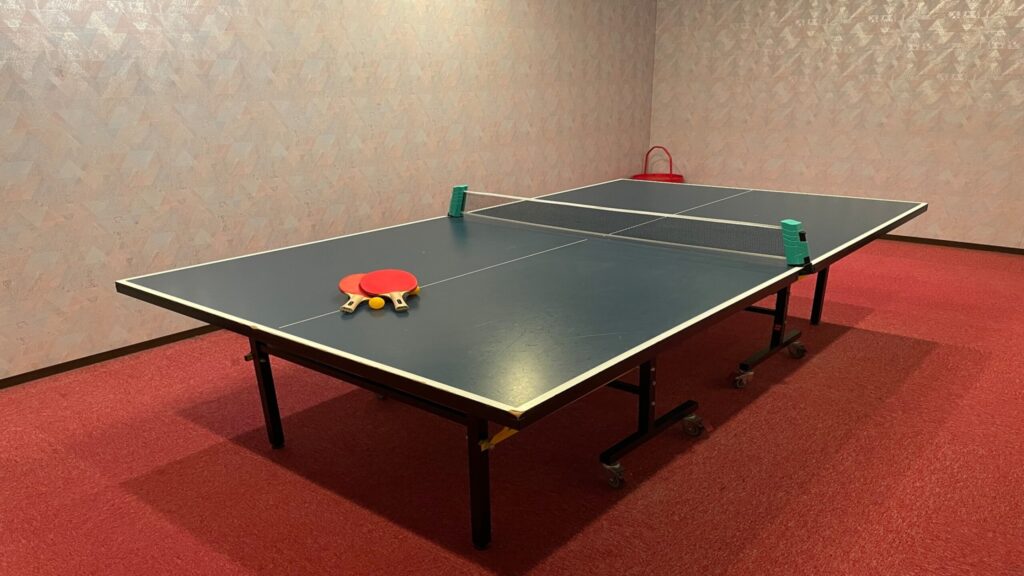 ホテル花更紗の卓球コーナー