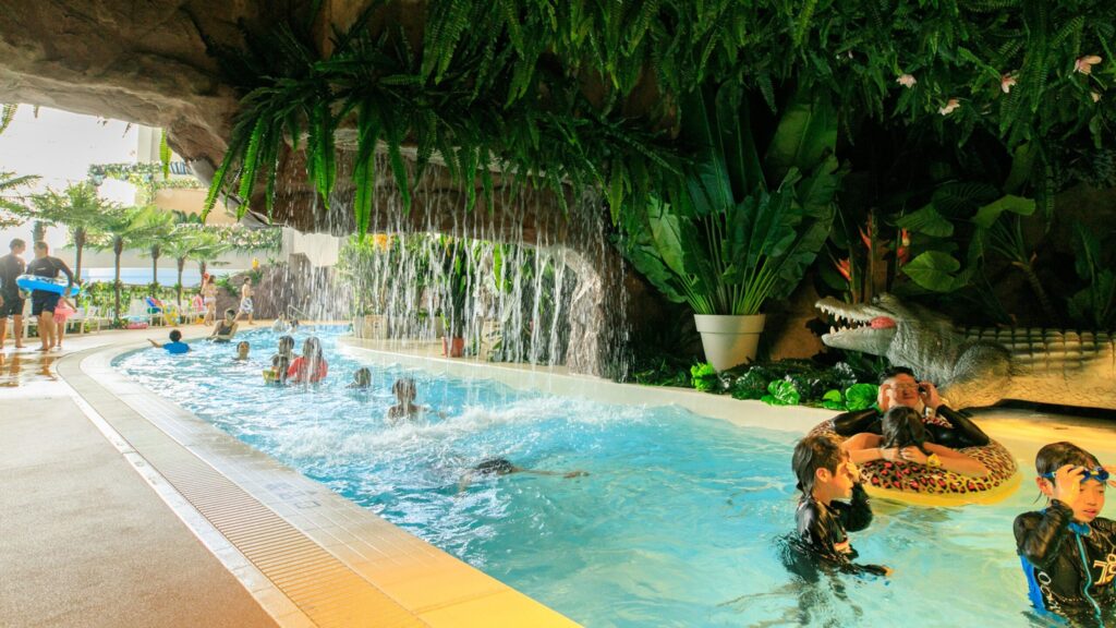 流れるプールも!