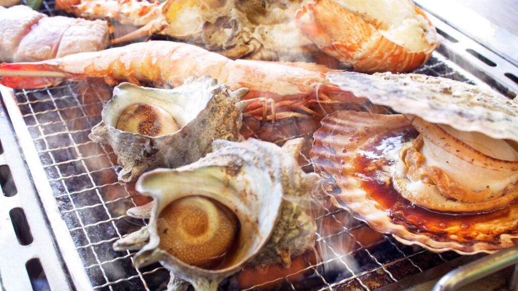 お昼は黒潮市場のバーベキューもおすすめ！