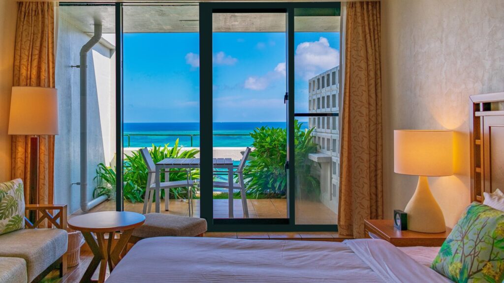 ミュージアムリゾートのオーシャンビューの部屋(32.4平米)