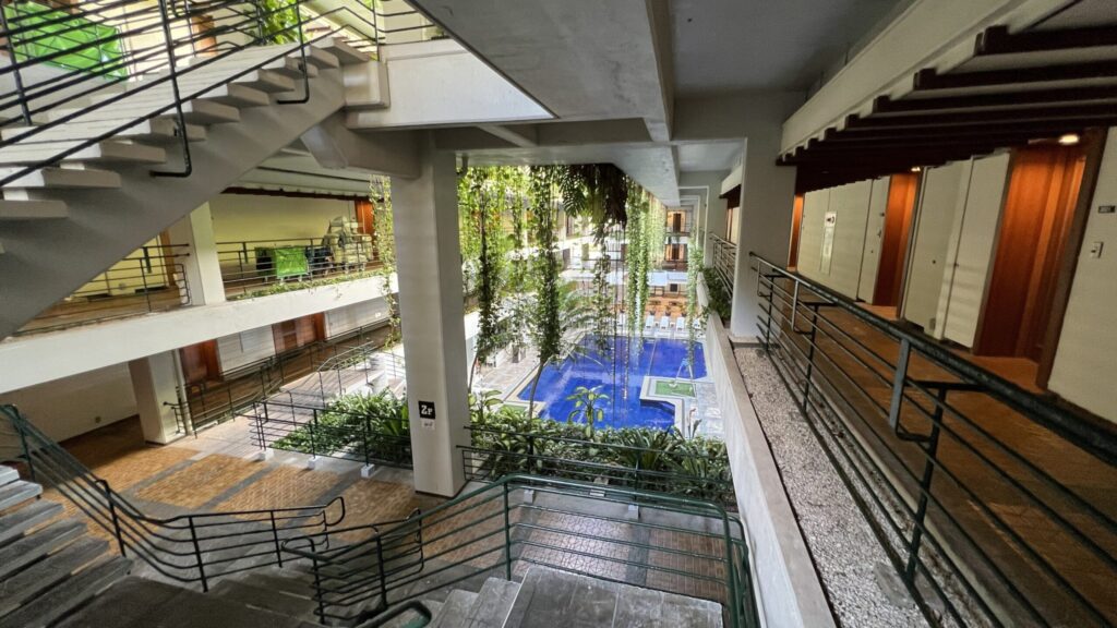 これ館内なんです！もはやホテル内なのかホテル街なのか（笑）